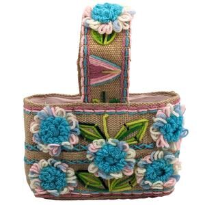 SALE! Vintage 1960's Woven Straw HIPPIE TOTE HAND BAG Embroidered Yarn Flowers